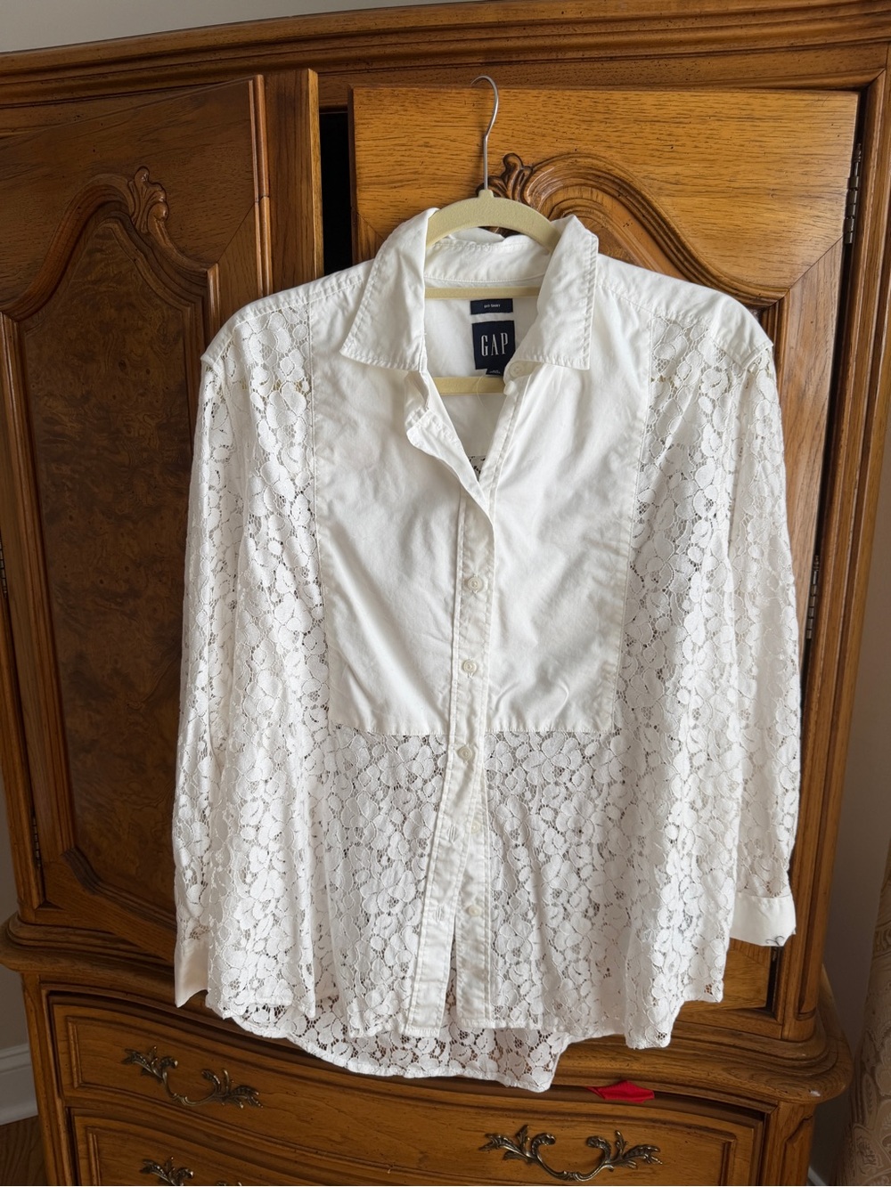 GAP White Women's Button-Up Blouse